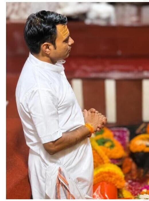 Portrait of Pandit Vijay Dwivedi
